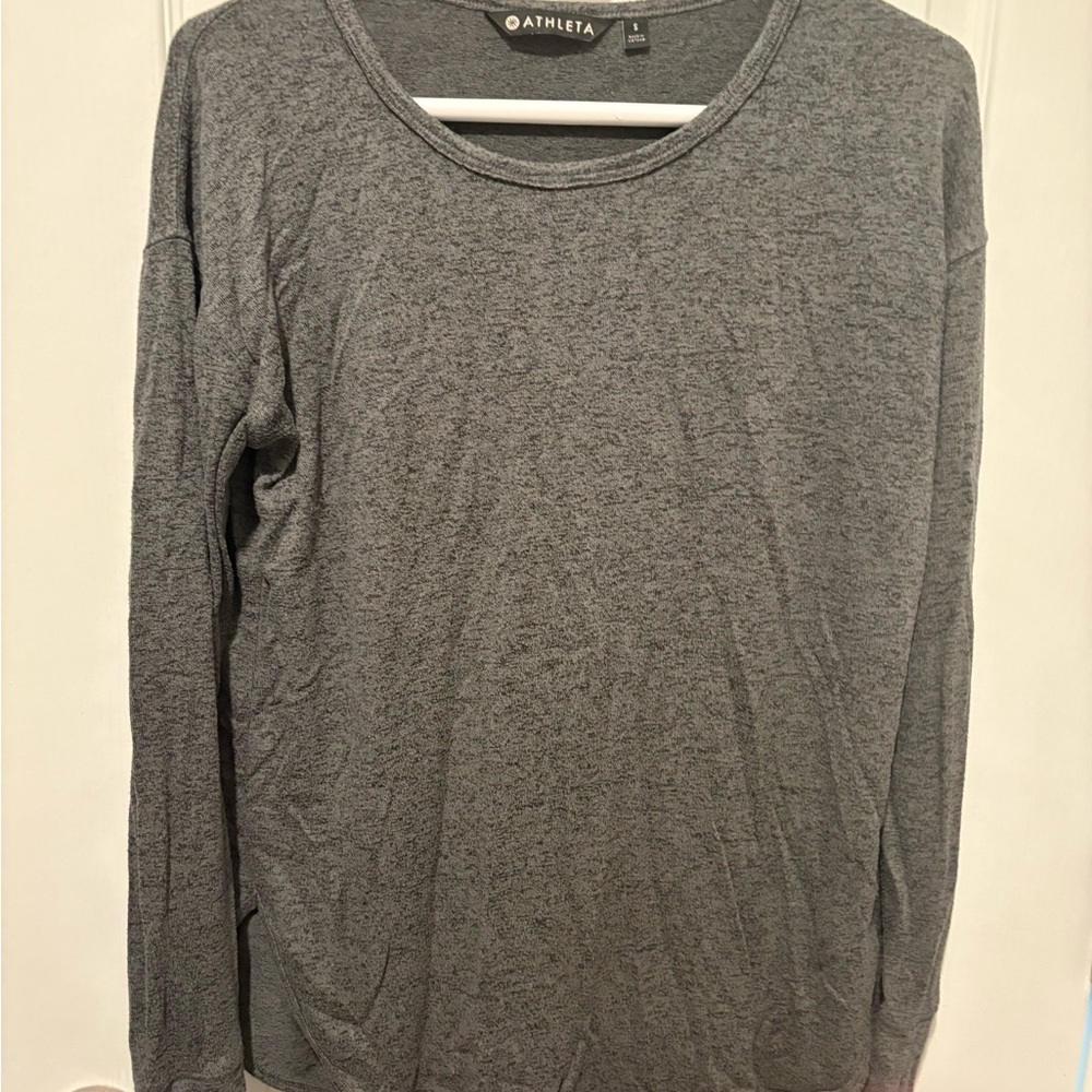 Athleta Green Long Sleeve Top with finger holes